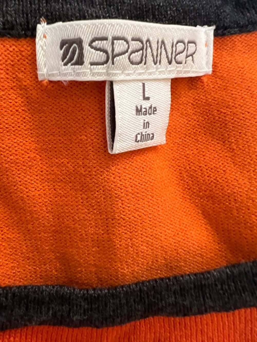 Spanner Colorblock Sweater - Picture 7 of 10